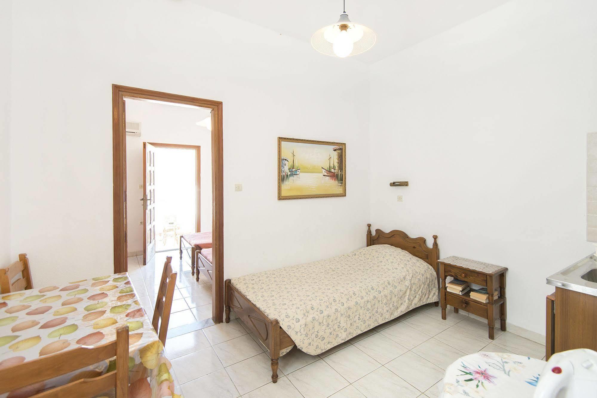 St. Paul's Bay View Apartment Líndos